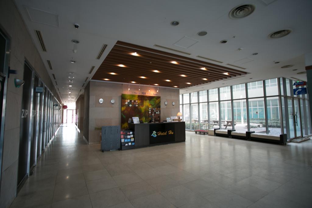 Hotel Hu Incheon Airport Екстер'єр фото