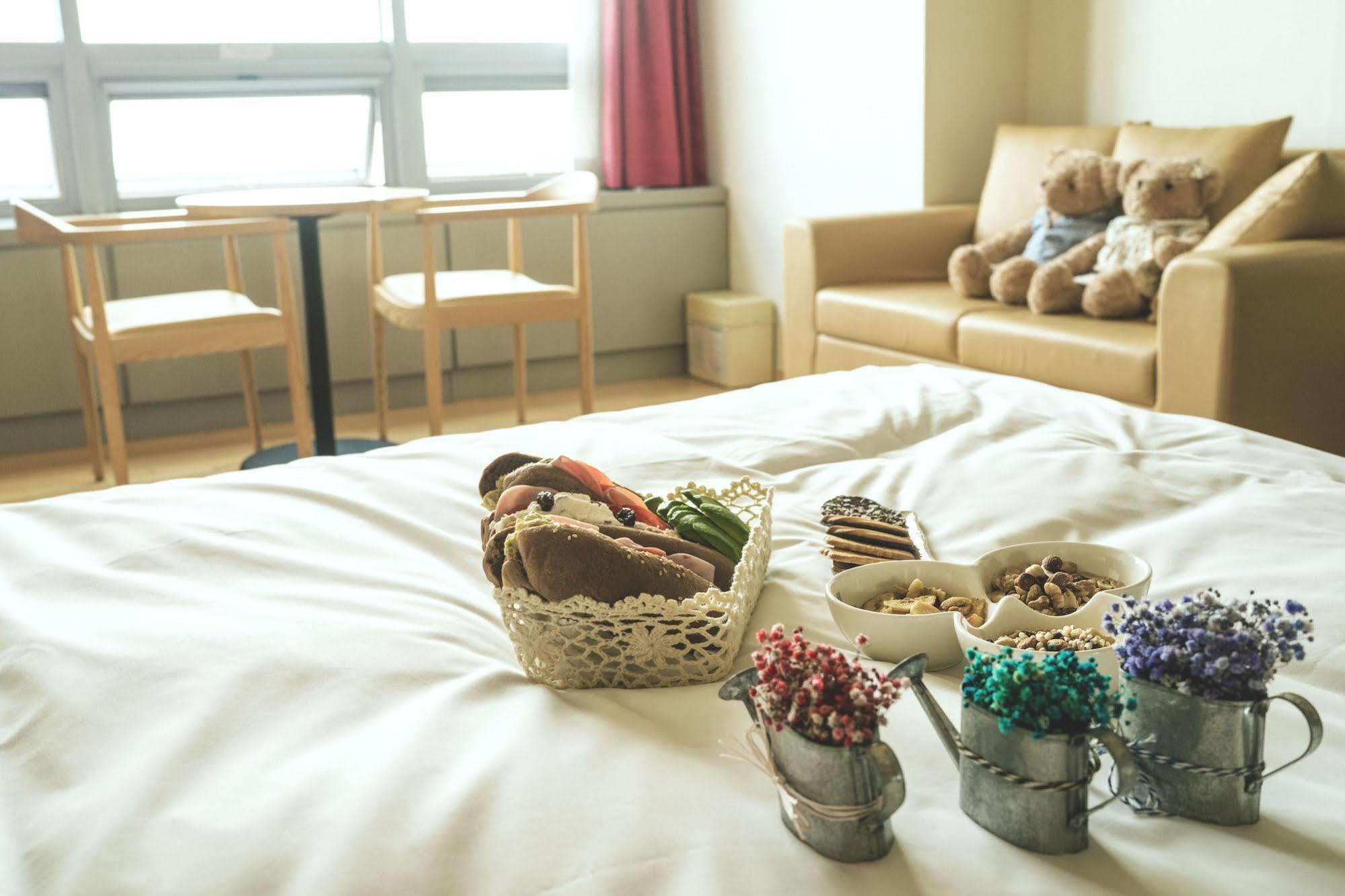 Hotel Hu Incheon Airport Екстер'єр фото
